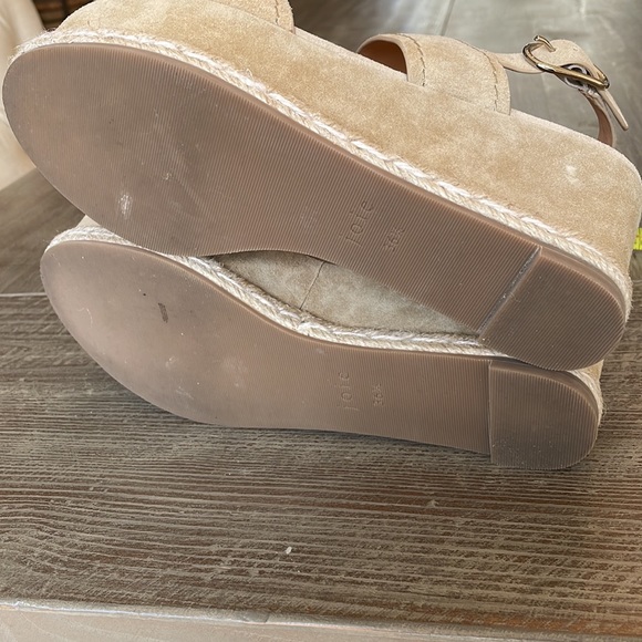 Joie 3” platform tan suede sandals with heel strap and gold buckle. Jute trim. - Picture 8 of 8